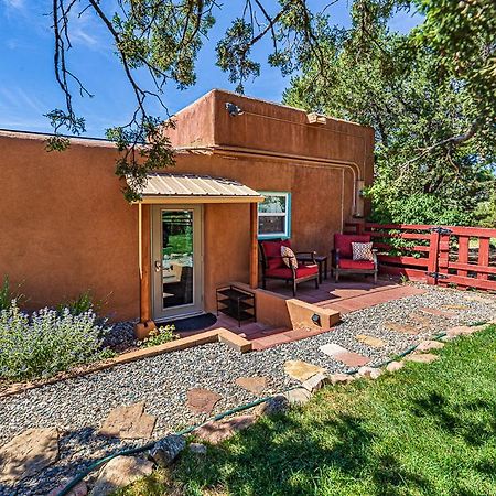 Bed and Breakfast Pet Friendly Pinon Heaven Canada de los Alamos Esterno foto