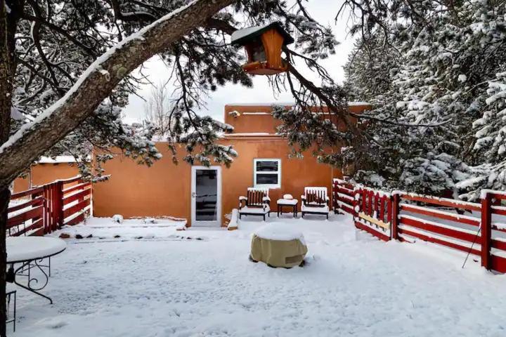 Bed and Breakfast Pet Friendly Pinon Heaven Canada de los Alamos Esterno foto