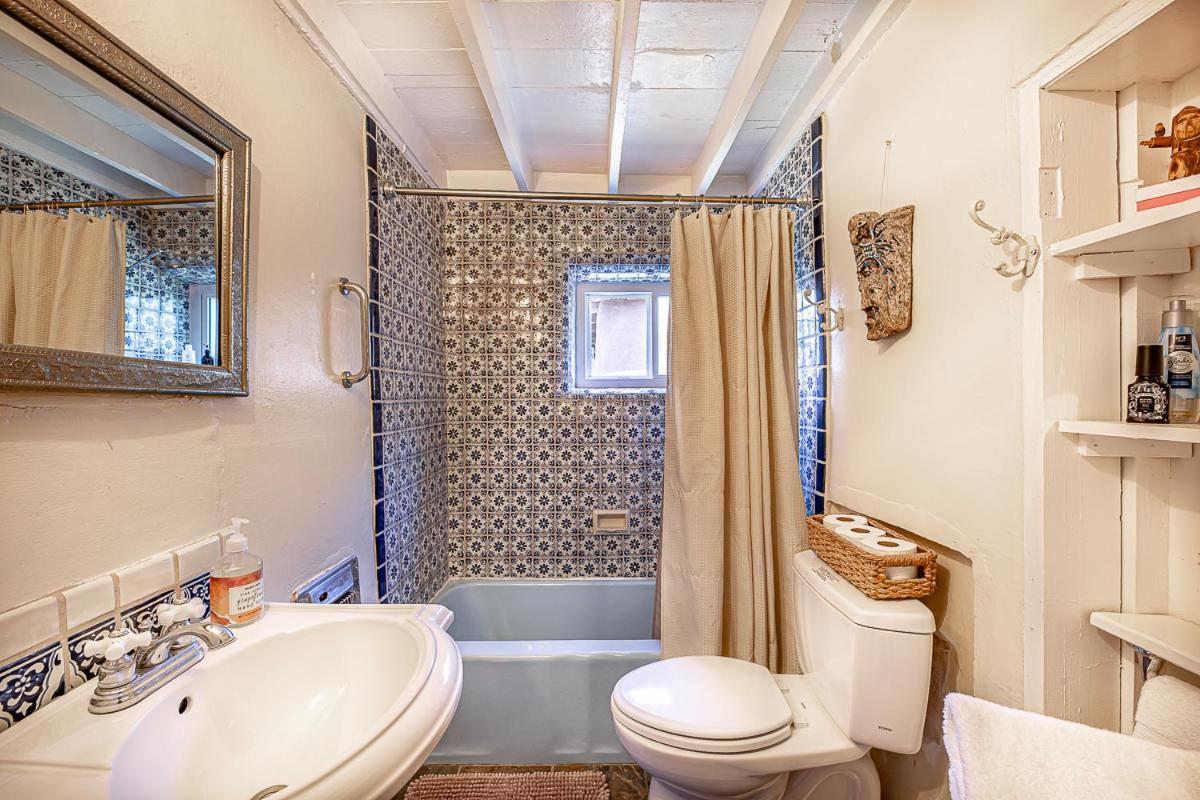 Bed and Breakfast Pet Friendly Pinon Heaven Canada de los Alamos Esterno foto